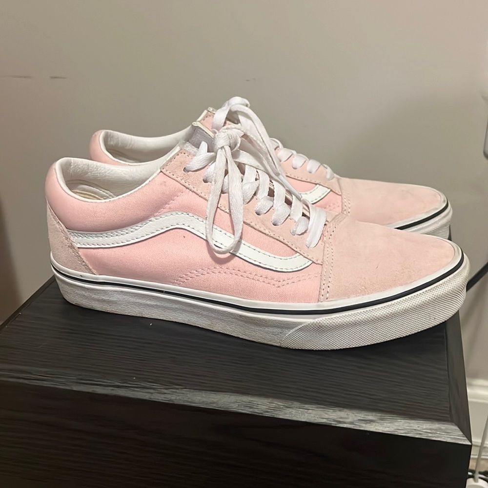 light pink old skool shoe